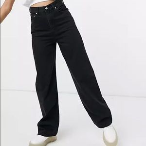 LEVI’S HIGH LOOSE JEANS